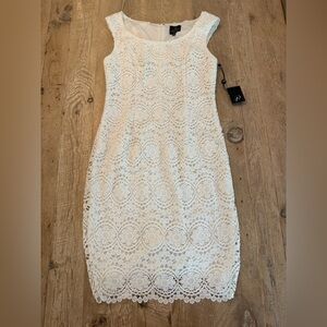 Adrianna Papell white lace lined special occasion dress sz 8 NWT